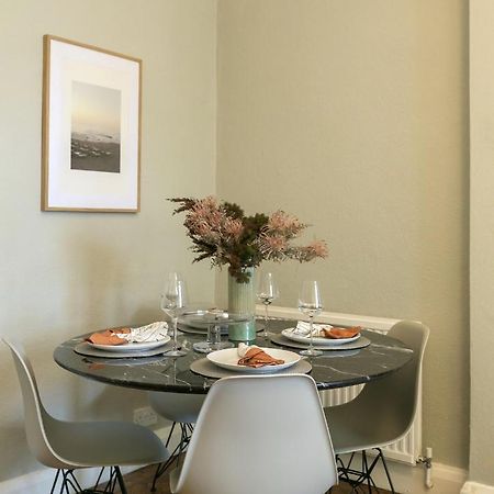 Chic 1 Bedroom Apartment In Bloomsbury, Sleeps 4 London Exterior foto