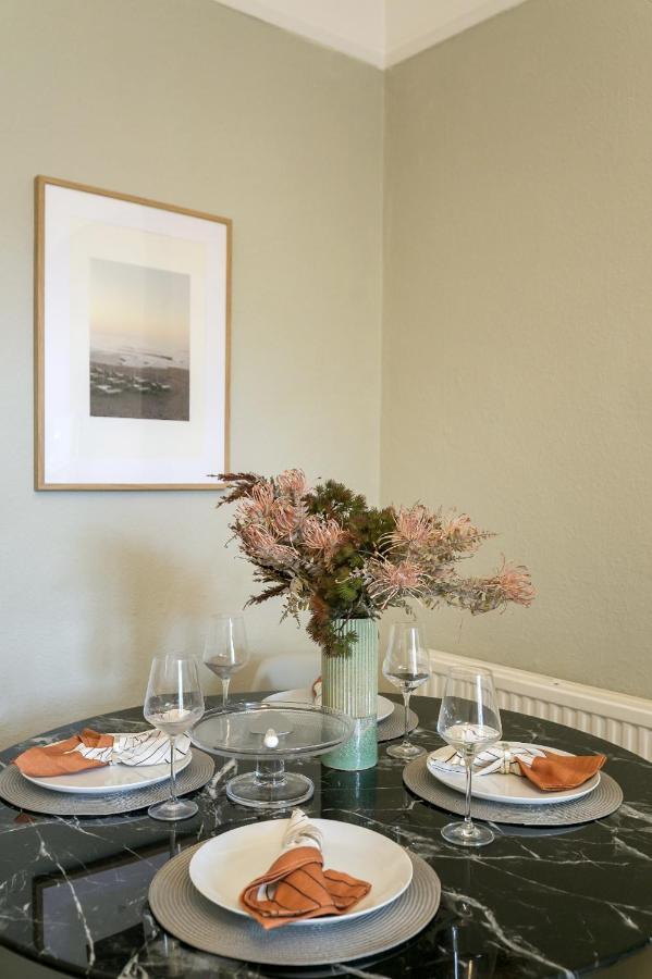 Chic 1 Bedroom Apartment In Bloomsbury, Sleeps 4 London Exterior foto